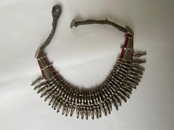Tribale Tharu halsketting met rupia’s - Zilverbrons - Nepal, Antiek en Kunst, Kunst | Niet-Westerse kunst