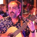 Spaanse Zanger/Gitarist, Dj