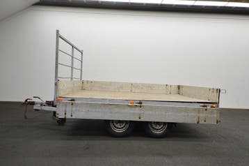 Solide plateauwagen 2000kg Plateauwagen, Ophalen of Verzenden, Gebruikt