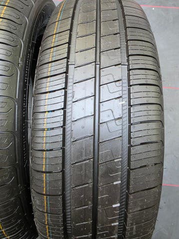 195/60r18 96H Goodyear efficientrgrip performance, Ophalen, 18 inch, Nieuw, Band(en)