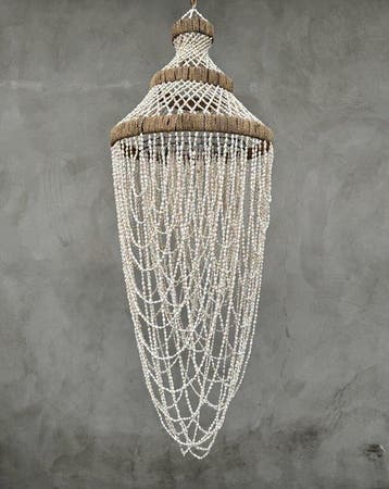 NO RESERVE PRICE - SL17 - Stunning Shell Chandelier -