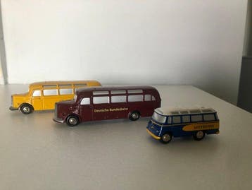 Schuco 1:90 - Modelbus (3) - Mercedes-Benz deux bus O-3500, Nieuw