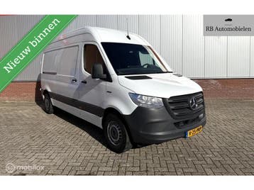 Zakelijke lease - Mercedes-Benz eSprinter L2H2 55, Automaat, Stof, Gebruikt, Zwart