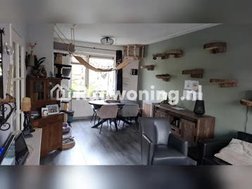 Benedenwoning gezocht in Almere, max €1000 (Nijmegen), Huizen en Kamers, Almere