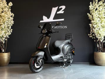 Vespa Sprint | Digitale teller | Brom | 2026 | 0 km | Nieuw, Overige modellen, Maximaal 45 km/u, Nieuw, Ophalen of Verzenden
