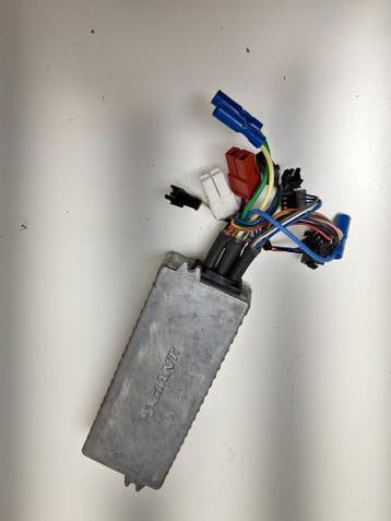 Giant Controller 243-D36FG-19V, Verzenden, Gebruikt, Giant