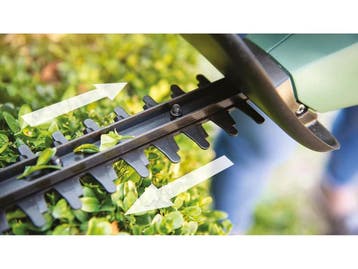Bosch EasyHedgeCut 18-45 - Accuheggenschaar - 1 x 2,0 Ah, Verzenden, Zo goed als nieuw, Bosch