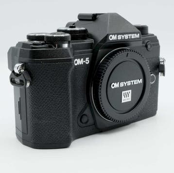 OM SYSTEM OM-5 Body + grip + remote  OCCASION (166), Ophalen of Verzenden, Zo goed als nieuw