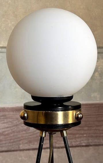 Lamp - Verguld messing, Opaline glas, Messing - Driepootlamp