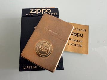 Zippo - Encendedor zippo Lucky Strike conmemorativo, Nieuw