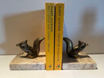 Boekensteunen (2) - Régule