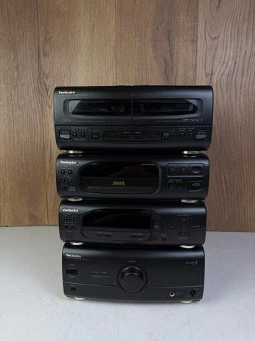 Technics - SE-CH404 Amplifier + SL-CH505 CD Player +, Nieuw