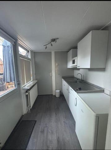 Te huur: Studio Dennenweg in Enschede, Huizen en Kamers, Overijssel, Enschede