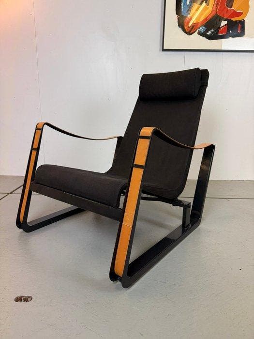 Vitra - Jean Prouvé - Fauteuil - Metaal, Leder, Textiel, Antiek en Kunst, Kunst | Designobjecten