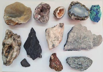 Chalcedoniet Mineralencollectie- 1.3 kg - (12)