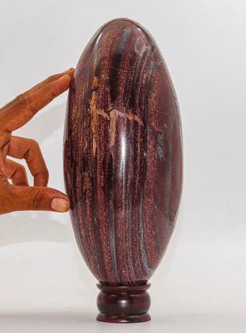 KAMR GEM | 4,7 kg Vuurkwarts Lingam- 26,5 cm Zeldzaam