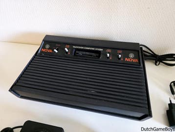 Atari 2600 Clone - NOVA - Console - Four Switch + 2 Controll, Spelcomputers en Games, Verzenden, Gebruikt