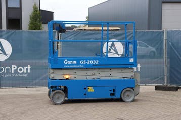 Veiling: Schaarhoogwerker Genie GS2032 363kg 8.0m 2006, Ophalen