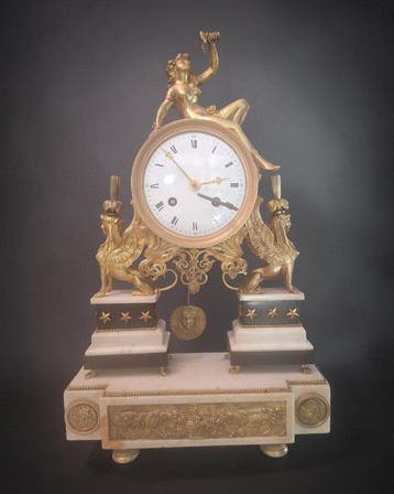 Figurale pendule - - Verguld brons - 1780-1800