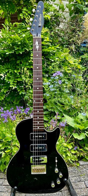 St. Blues White lightning Incl. gitaarkoffer, Muziek en Instrumenten, Snaarinstrumenten | Gitaren | Elektrisch, Verzenden, Zo goed als nieuw