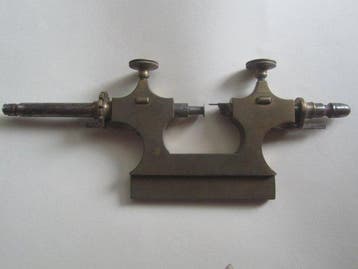 Klok - Messing - 1850-1900 - Draaibank voor horlogemakers