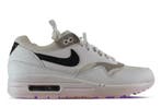 Nike Air Max 1 Light Iron Ore • 41, Ophalen of Verzenden, Nieuw, Nike, Sneakers of Gympen