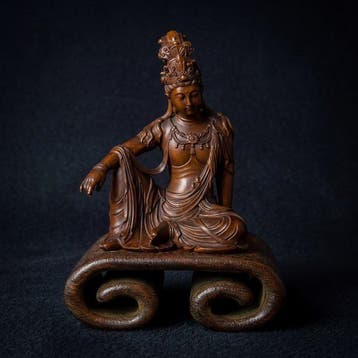 Guanyin inclusief sokkel - Buxushout - China (Zonder