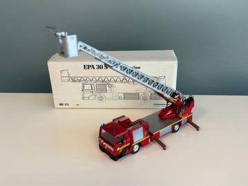Production CEF 1:43 - Model vrachtwagen - Renault / Iveco, Nieuw