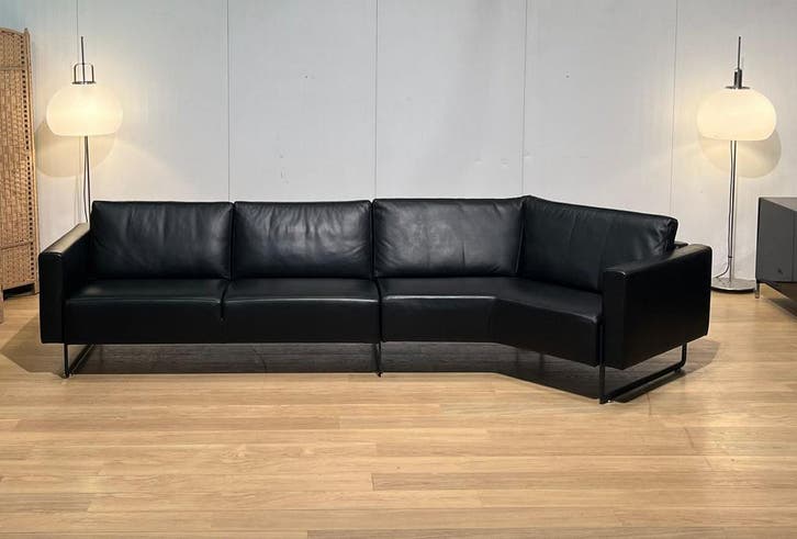 NIEUWSTAAT Artifort Mare Hoekbank Leer + GARANTIE, Huis en Inrichting, Banken | Bankstellen, 300 cm of meer, 125 tot 150 cm, Hoekbank