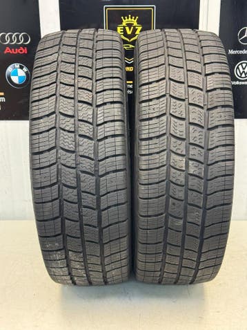 2 stuks All-Seasons 215/60R17 inch Vredestein Comtrac 2 7mm, 17 inch, All Season, Band(en), Personenwagen