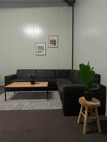 Strakke Antraciet Hoekbank (270x240) - Wij bezorgen, Huis en Inrichting, Banken | Bankstellen, Luxe woonkamer , Hoekbank, Ophalen of Verzenden