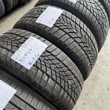 4 x Dunlop SP Winter Sport 225-55-17 Winterbanden 8,5mm, Auto-onderdelen, Banden en Velgen, Gebruikt, 17 inch, Band(en), Personenwagen