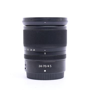Nikon Z 24-70mm f/4.0 S Occasion M4236, Audio, Tv en Foto, Ophalen of Verzenden, Nieuw