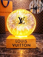 AMA • Pope (1985) - Aurora Nova - Louis Vuitton