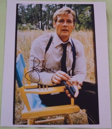 James Bond 007: Live And Let Die - Sir Roger Moore –, Nieuw