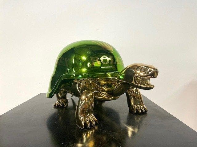 Van Apple - The Golden Peace Turtle - Rolex, Antiek en Kunst, Kunst | Designobjecten