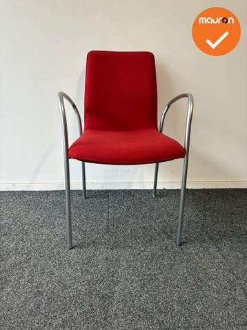 Kusch & Co Ona Plaza - Vergaderstoel Rood Gestoffeerd - Vier, Vergader- of Presentatieruimte, Ophalen of Verzenden, Gebruikt, Stoel