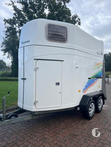 Degelijke vol-polyester Humbaur 2 Paards!, Ophalen, Zo goed als nieuw, Polyester, 2-paards trailer