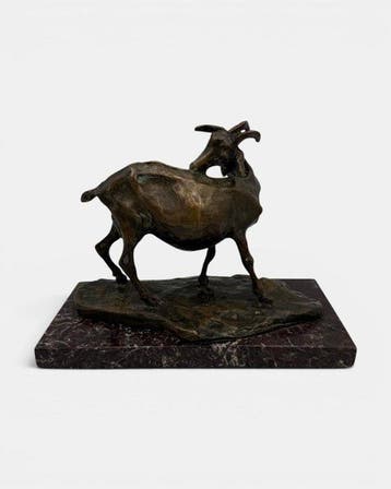 Robert Greter - sculptuur, Capretta - 18 cm - Gepatineerd