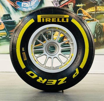 Wiel compleet met band - Formule 1 Pirelli - O.Z. *** NO, Verzamelen, Nieuw
