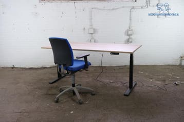 Elektrisch verstelbaar bureau Robson eiken 180x80 cm stil ge, Verzenden, Gebruikt
