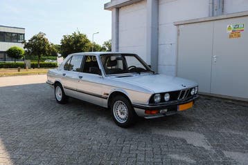 BMW - 520i-6 Manual E28 - 1982