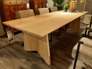 Genua eettafel 220cm **SHOWROOMMODEL**, Nieuw