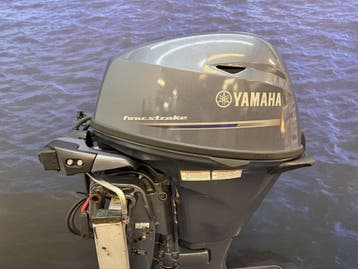 “ Yamaha 20 pk buitenboordmotor | Powertrim “, 10 tot 30 pk, Viertaktmotor, Ophalen of Verzenden, Zo goed als nieuw