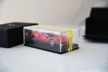 MR Collection Models 1:43 - Modelauto - Ferrari 296 GTB, Nieuw