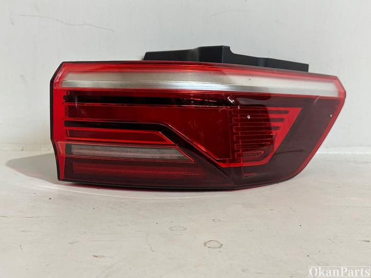 Volkswagen Multivan T7 LED achterlicht rechts 7T0945096B, Auto-onderdelen, Verlichting, Gebruikt, Volkswagen, Ophalen