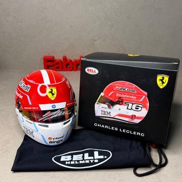 Ferrari - Formula 1 - Charles Leclerc - 2026 - Helm op, Nieuw