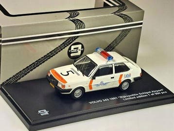 Triple 9 Collection 1:43 - Modelauto - Volvo 343, Nieuw