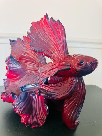 pythia (1993) - sculptuur, Betta Splendens – The Chromatic