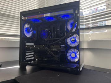 RTX 3070 TI / Ryzen 5 Gaming pc!, Computers en Software, Desktop Pc's, Met monitor, Focused pcs, Refurbished, Ophalen of Verzenden